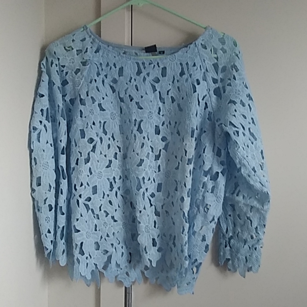Shirt - Picture 2 of 3